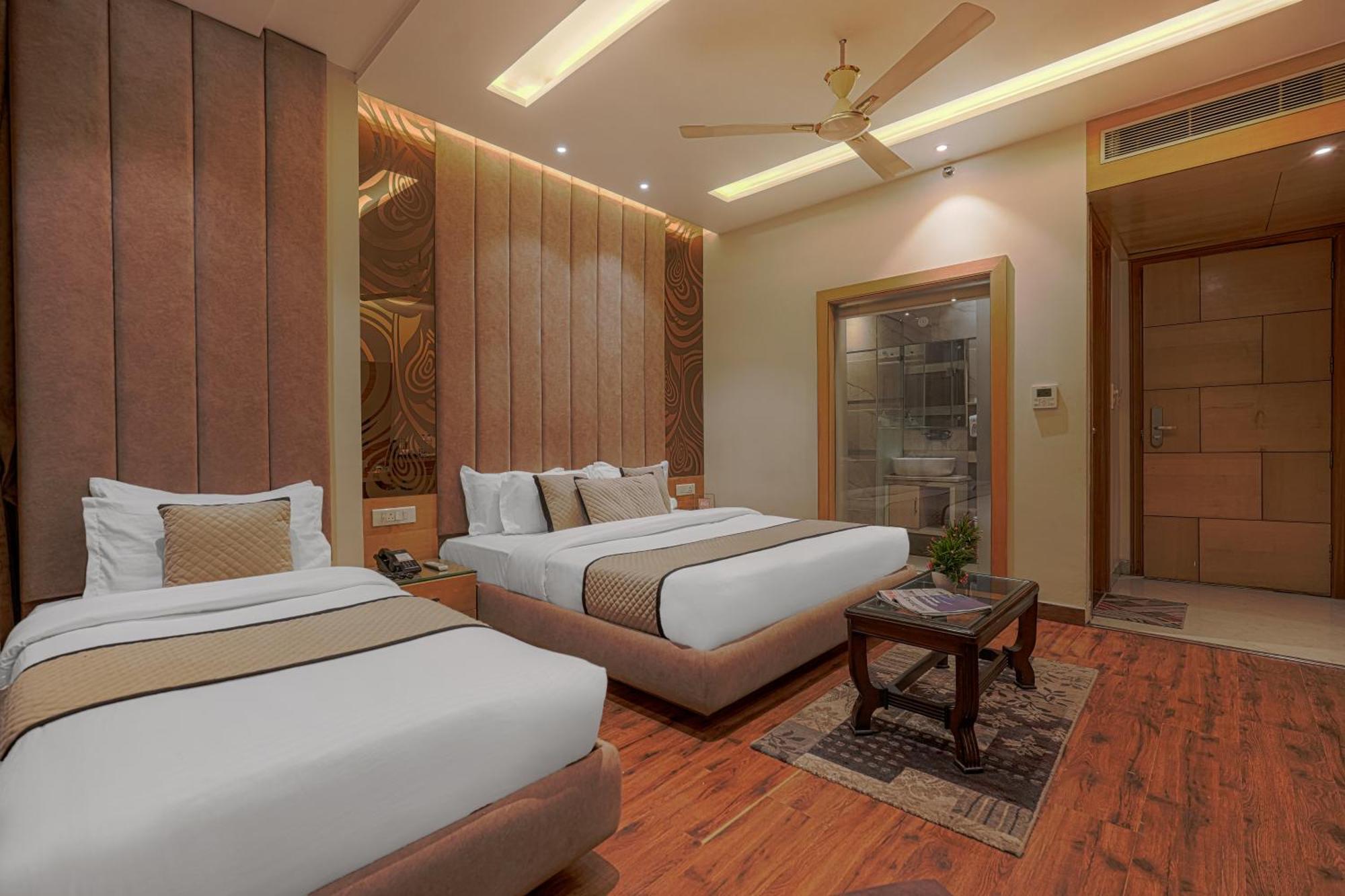 Csjs Inn Hotel Amritsar Exterior photo