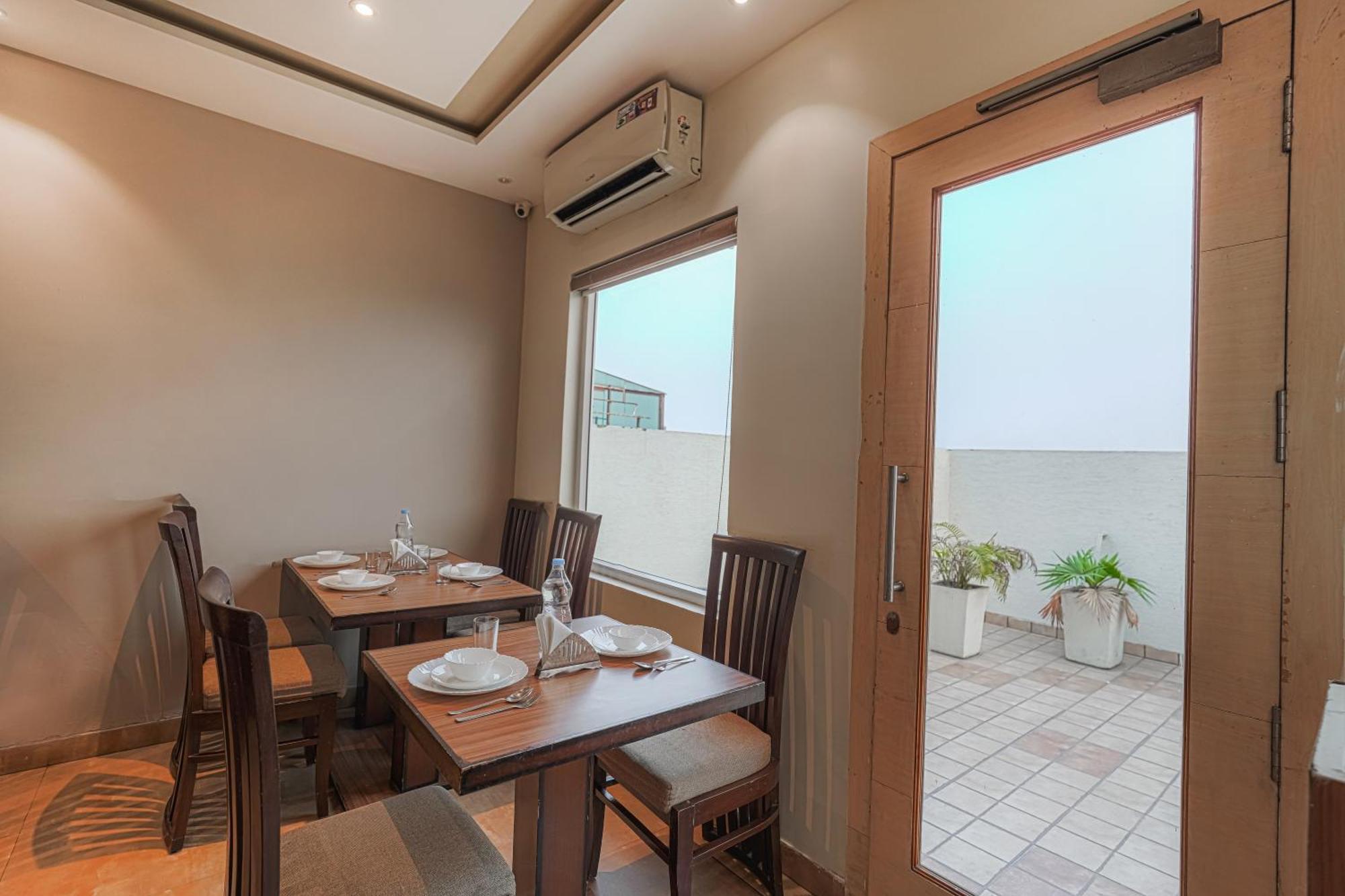 Csjs Inn Hotel Amritsar Exterior photo