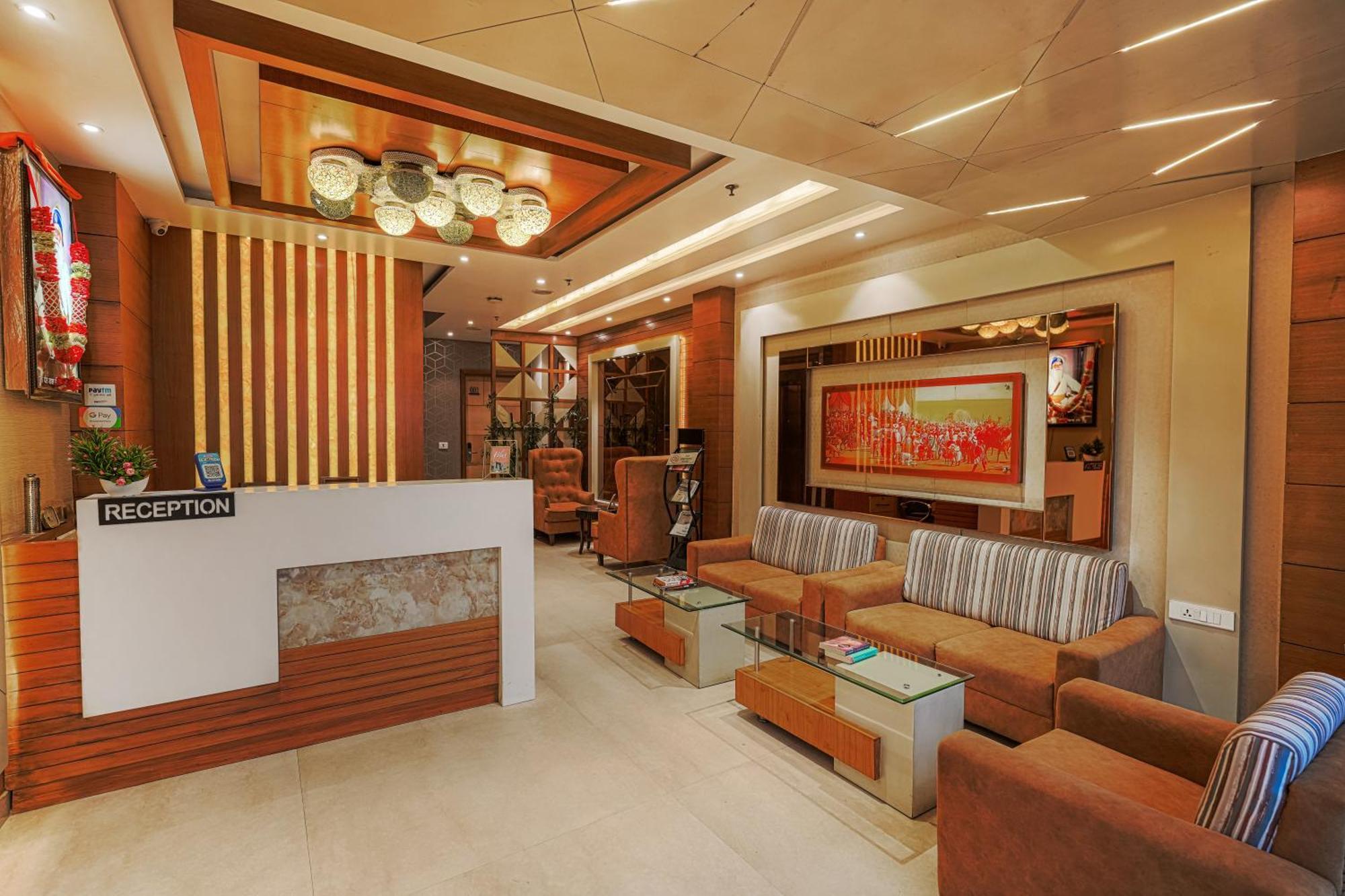 Csjs Inn Hotel Amritsar Exterior photo