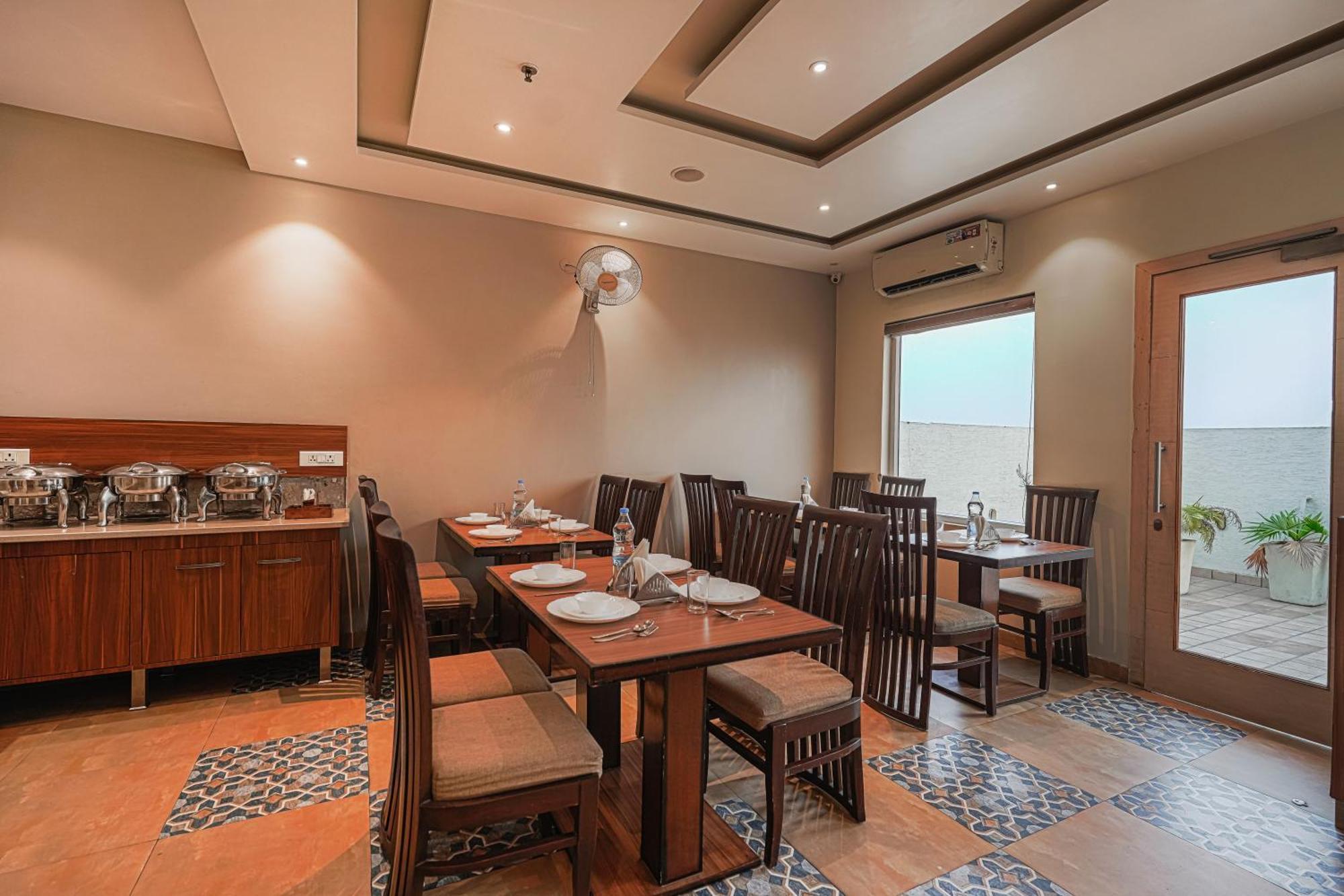Csjs Inn Hotel Amritsar Exterior photo