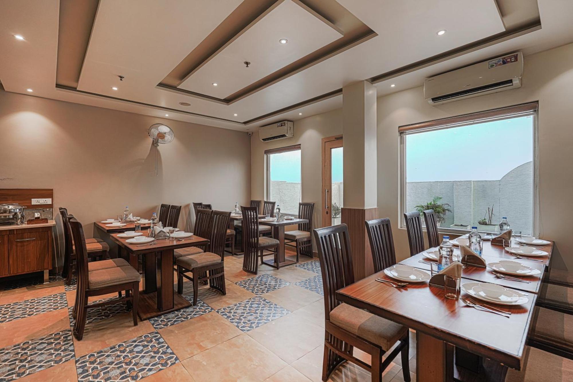 Csjs Inn Hotel Amritsar Exterior photo